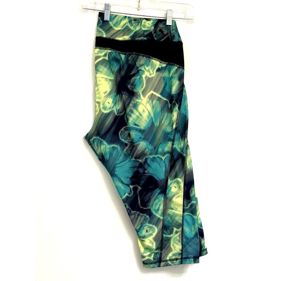 Tek Gear Women's 2X (39x20) DRYTEK Printed High-Waisted Capri Leggings Pockets - Picture 11 of 15